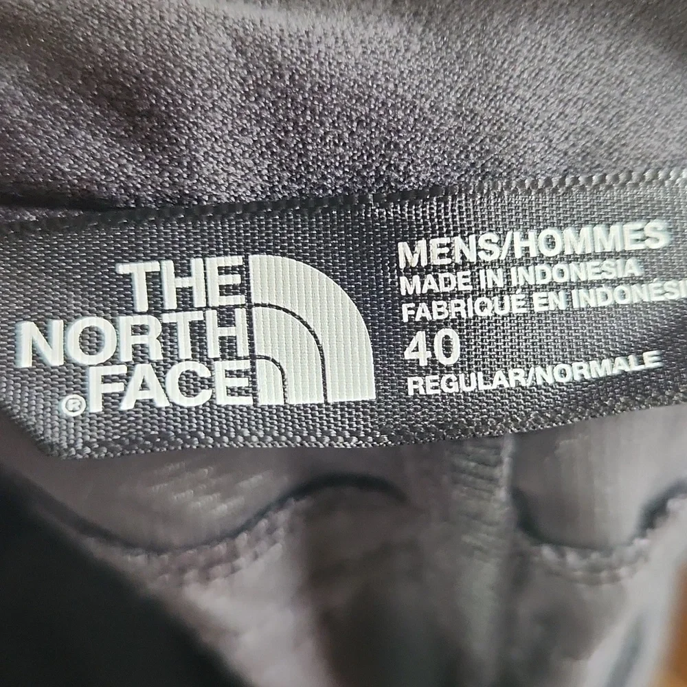 The North Face Paramount Convertible Zip Off pants Mens Size 40 EUC Gray